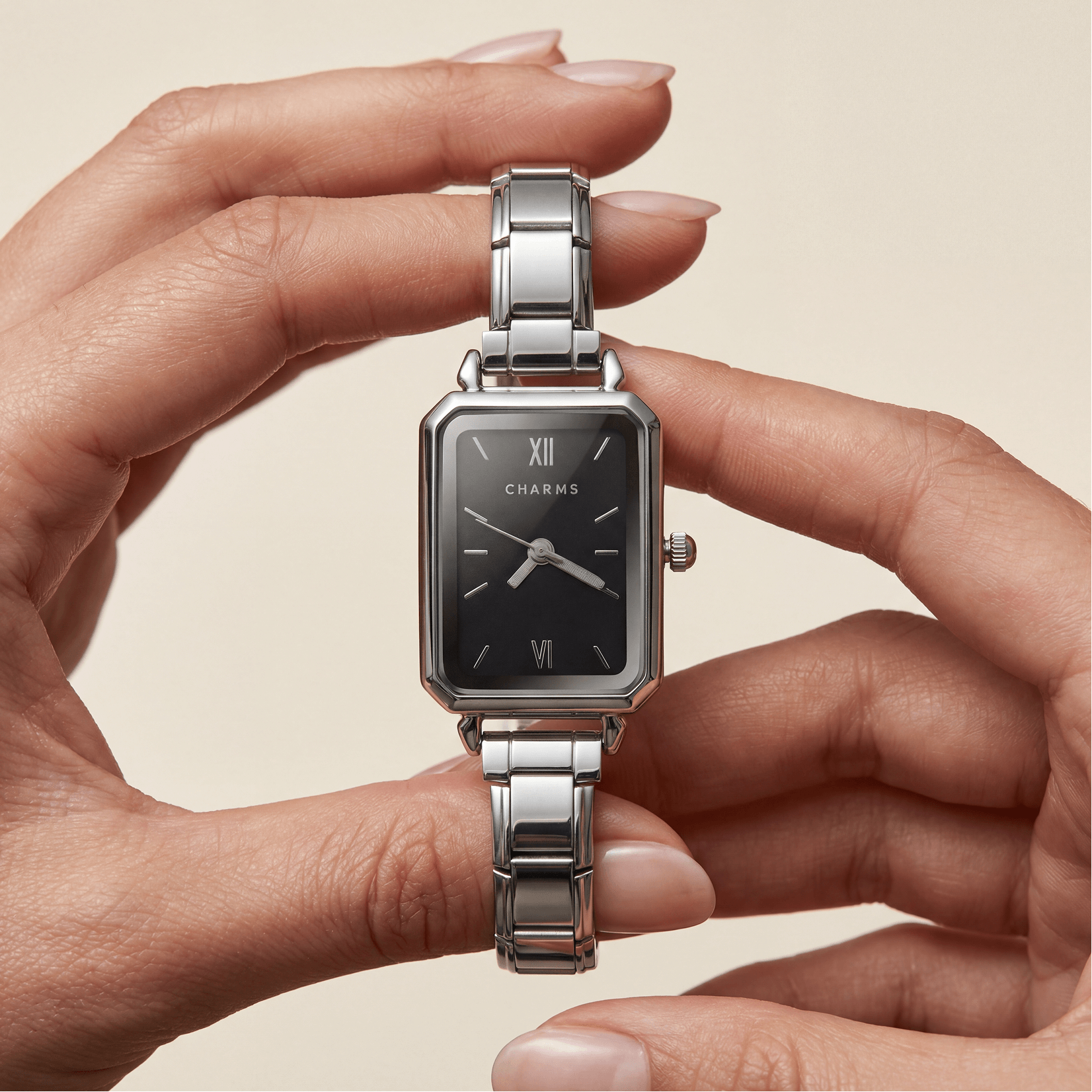 Como – Edição prateada com mostrador preto