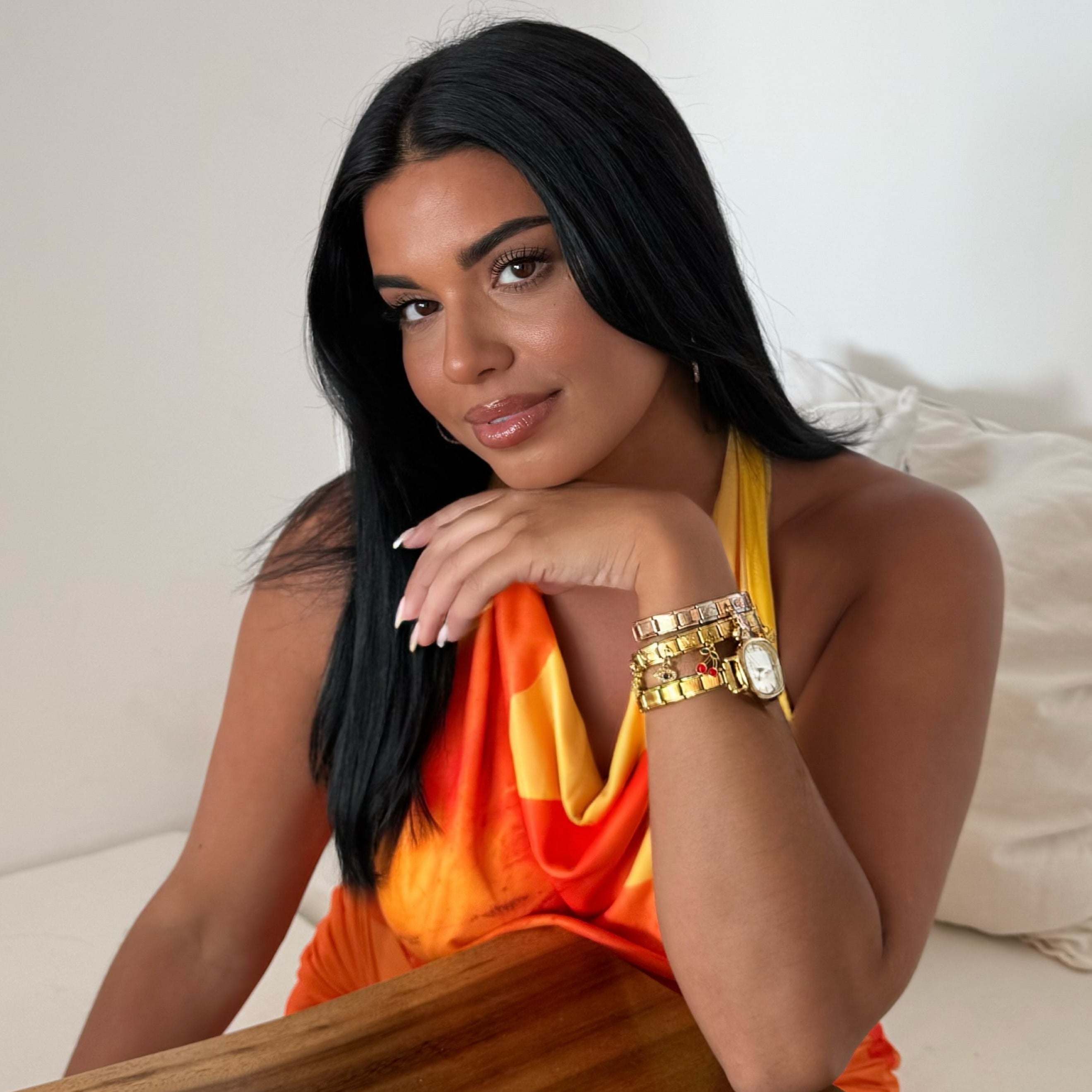 Capri – Edição dourada com mostrador branco