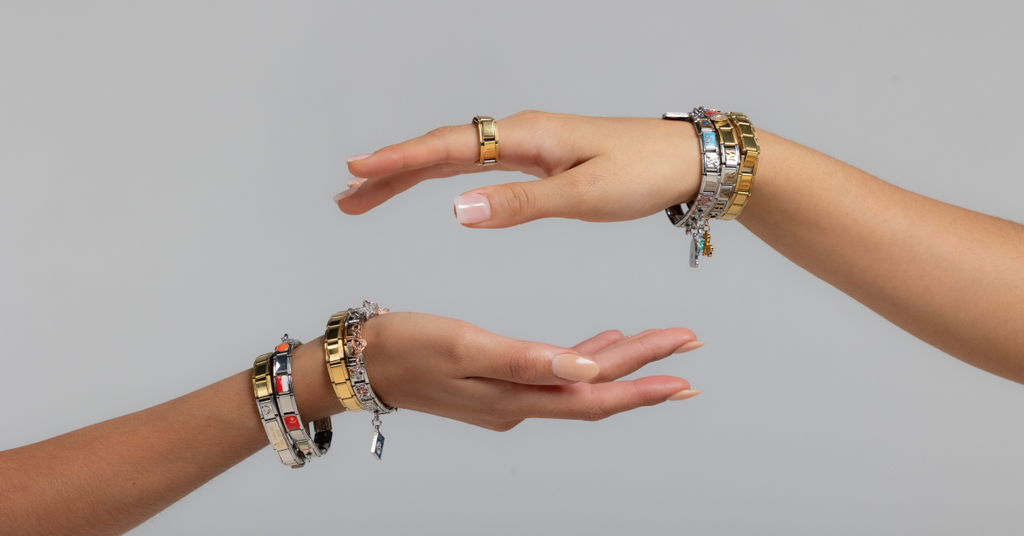 Charms Official | Pulseiras e relógios personalizáveis